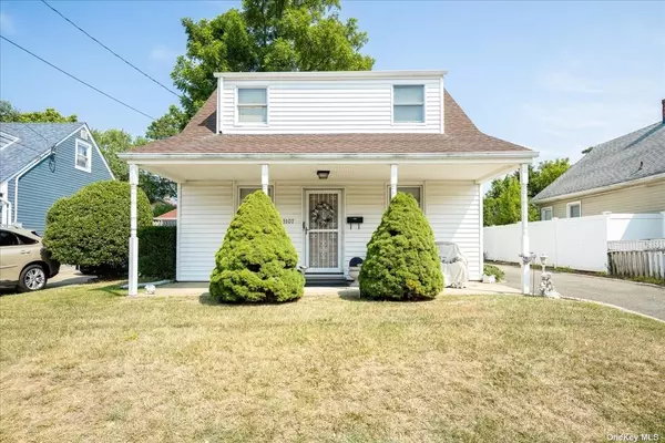 1107 Elizabeth ST, Baldwin, NY 11510