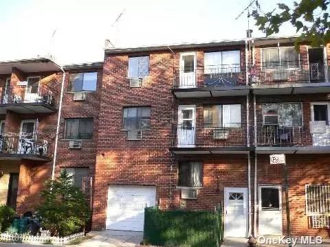 86-36 53rd AVE, Elmhurst, NY 11373