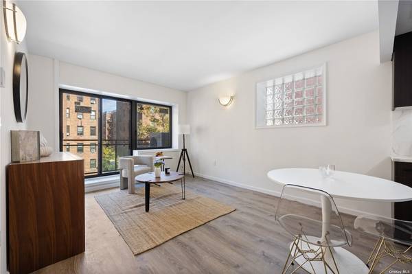 97-30 64 Avenue #3A, Rego Park, NY 11374