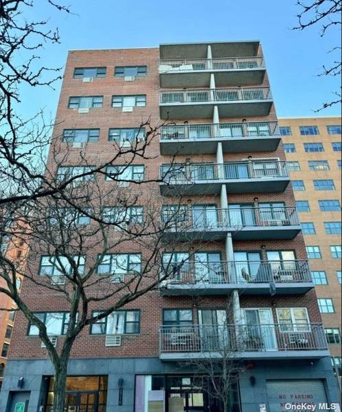 27-16 41st AVE #6A, Long Island City, NY 11101