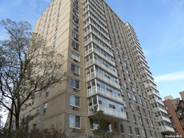 118-17 Union TPKE #8C, Forest Hills, NY 11375