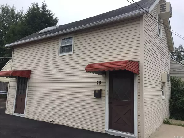 Williston Park, NY 11596,79 Hillside AVE #1st fl