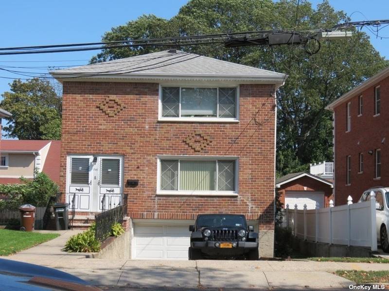 17-43 201st ST, Bayside, NY 11360