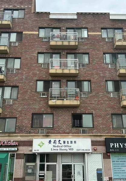 84-09 Queens BLVD #3A, Elmhurst, NY 11373