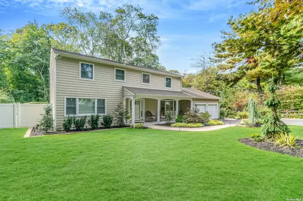 Smithtown, NY 11787,8 Milleridge LN