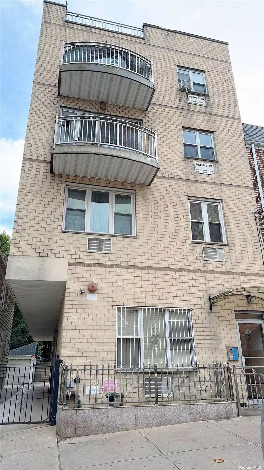 Elmhurst, NY 11373,42-38 Judge ST #3A