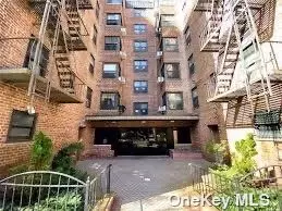 32-23 90 ST #106, East Elmhurst, NY 11369