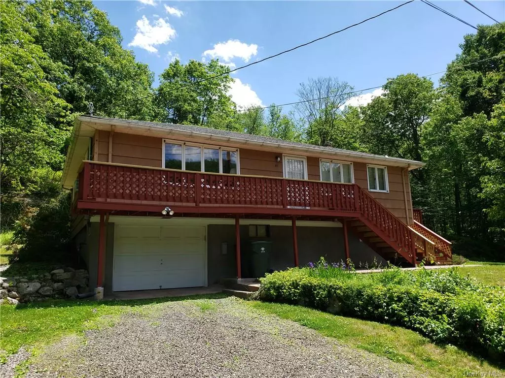 Tuxedo Park, NY 10987,48 Mountain RD