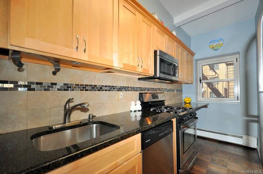 80 E Hartsdale AVE #T14, Hartsdale, NY 10530