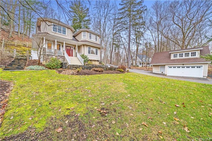 1765 Hunterbrook RD, Yorktown Heights, NY 10598