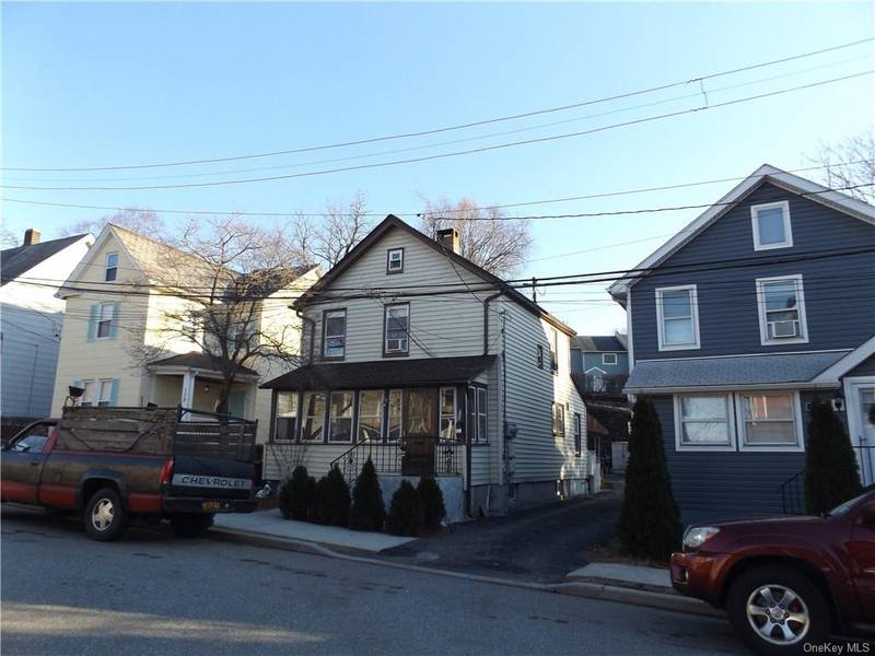 113 Old Bay ST, Peekskill, NY 10566