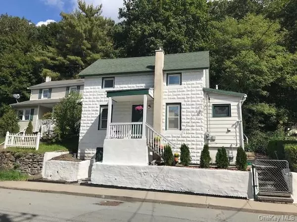 Port Jervis, NY 12771,15 Grandview AVE