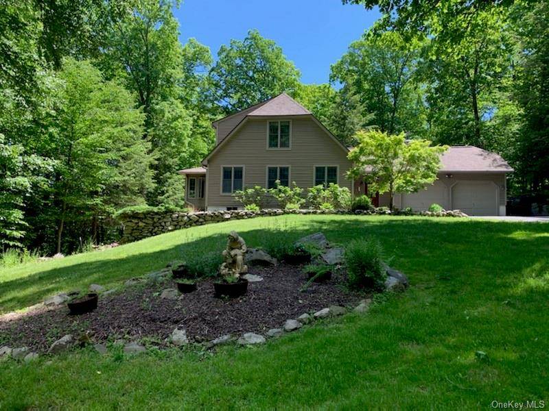 185 Benedict RD, Montgomery, NY 12549