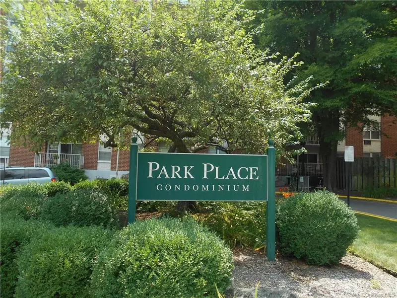 35 Park AVE #2D, Suffern, NY 10901