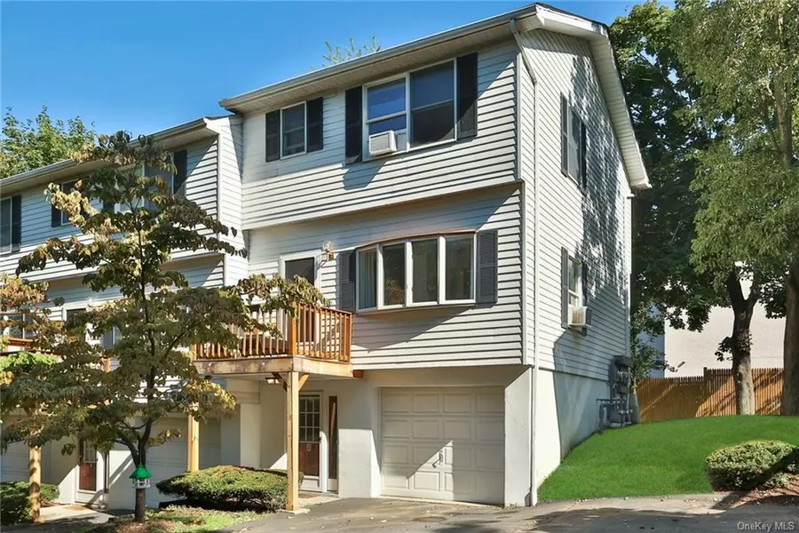 17 Wood CT #E, Tarrytown, NY 10591