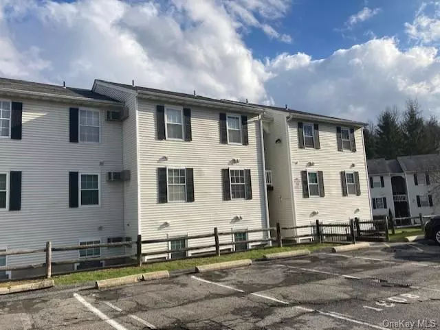 19 Lexington HL #4, Harriman, NY 10926