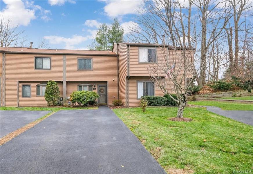 3 Adrian CT #E, Cortlandt Manor, NY 10567