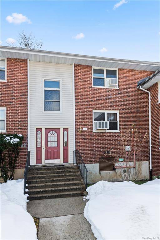 8 Cascade TER #2E, Yonkers, NY 10703