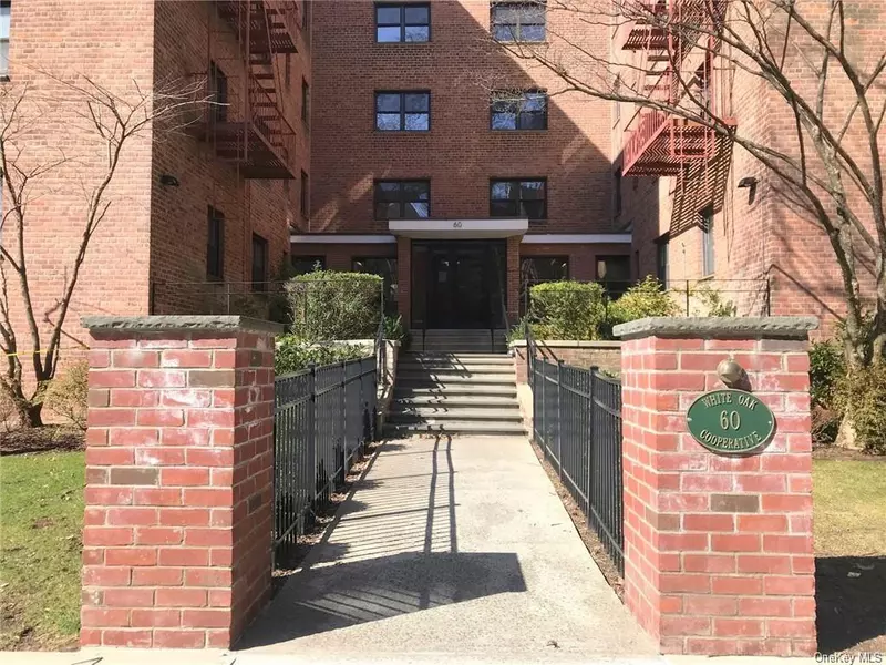 60 White Oak ST #5-D, New Rochelle, NY 10801