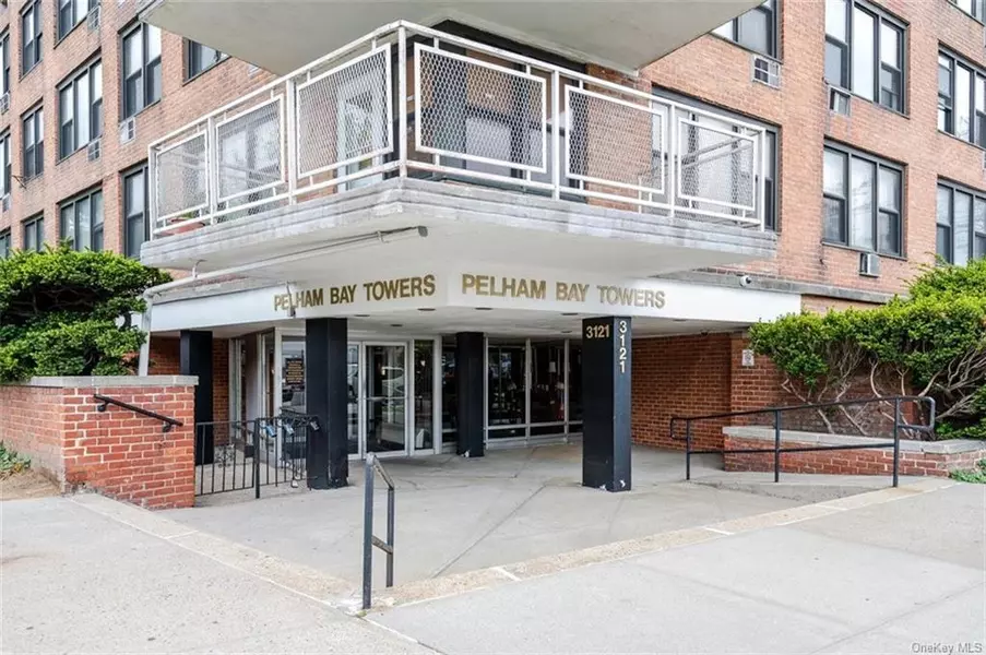 3121 Middletown RD #6K, Bronx, NY 10461