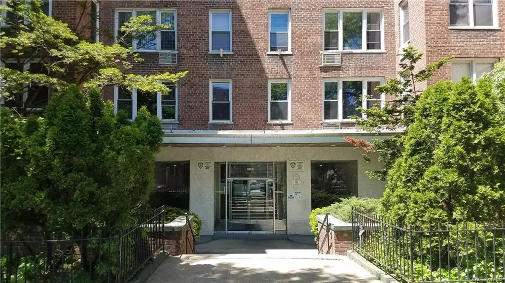 2385 Barker AVE #3N, Bronx, NY 10467