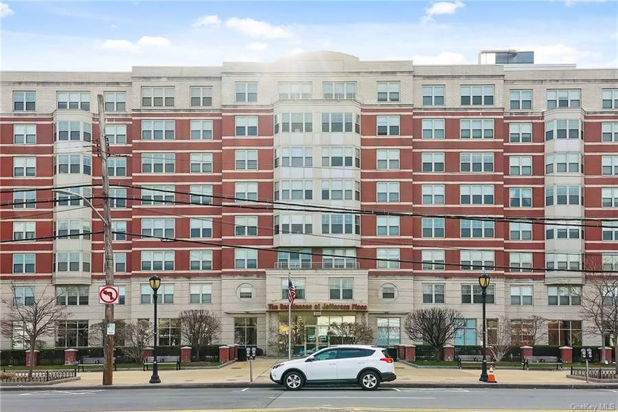 300 Mamaroneck AVE #322, White Plains, NY 10605