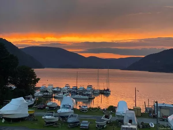 Peekskill, NY 10566,123 Waterside Close