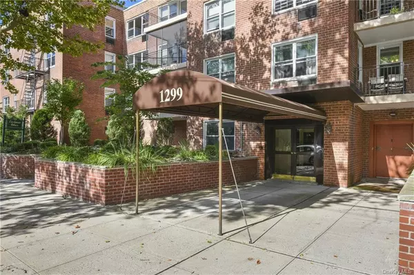 Larchmont, NY 10538,1299 Palmer AVE #124