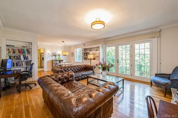 Bronxville, NY 10708,1 Rivermere #5F