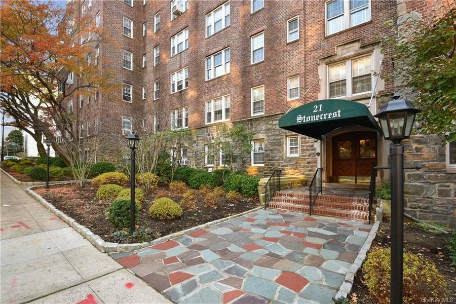 21 N Chatsworth AVE #6J, Larchmont, NY 10538