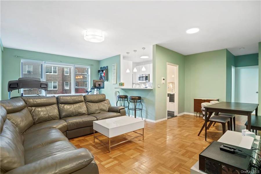 3750 Hudson Manor TER #3EE, Bronx, NY 10463