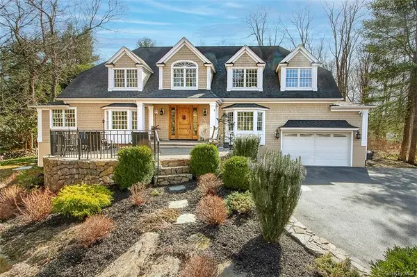 Chappaqua, NY 10514,1 Birch LN