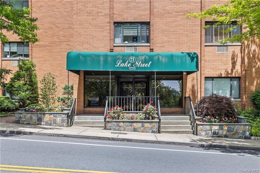 21 Lake ST #6K, White Plains, NY 10603