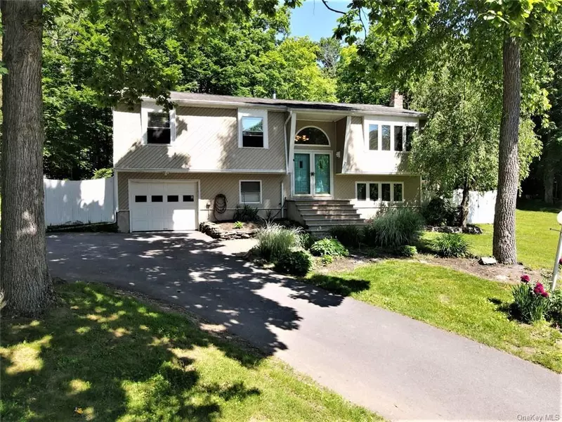 77 Wilson RD, Monroe, NY 10950