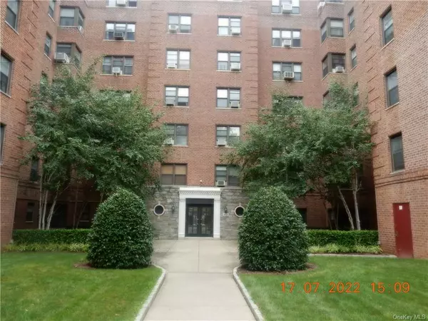 465 E Lincoln AVE #303, Mount Vernon, NY 10552