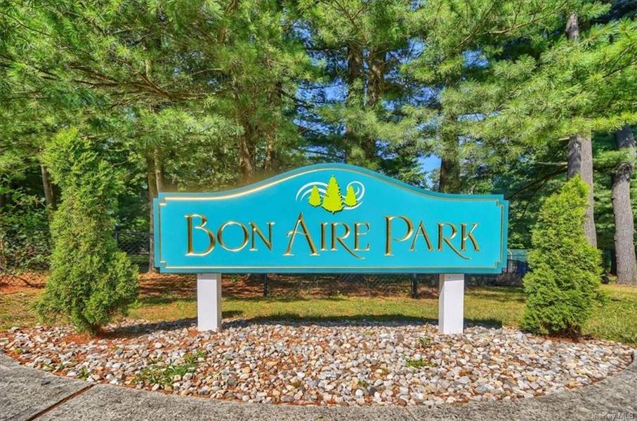 39 Bon Aire CIR #8108, Suffern, NY 10901