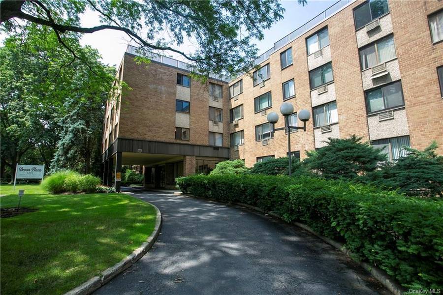 1101 Midland AVE #412, Bronxville, NY 10708