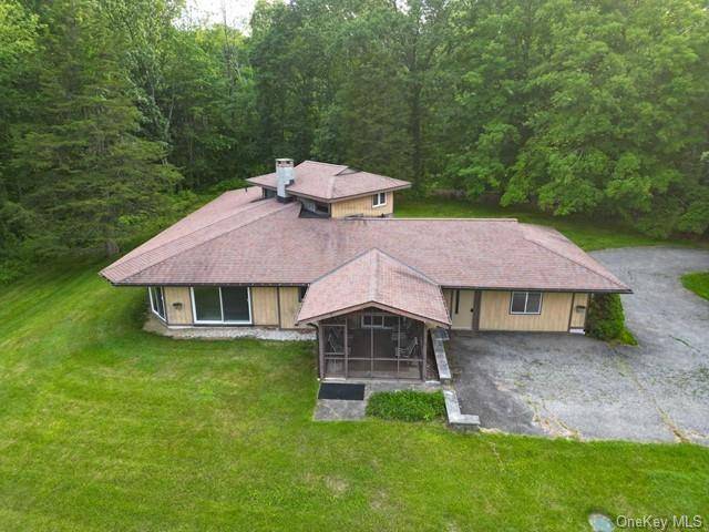 111 Cross RD, Patterson, NY 12563