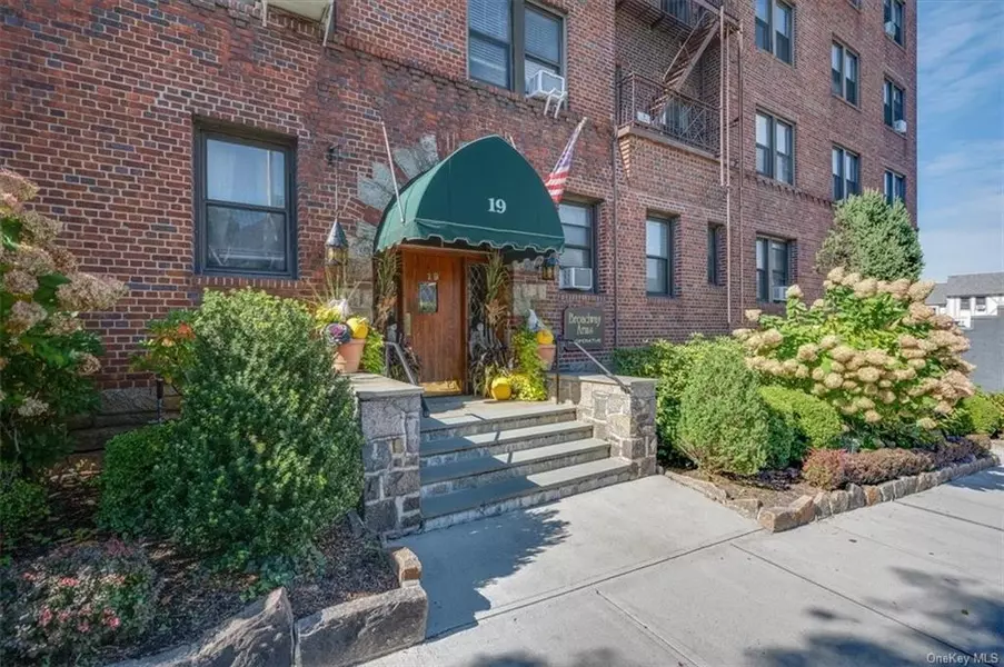 19 S Broadway #6C, Tarrytown, NY 10591