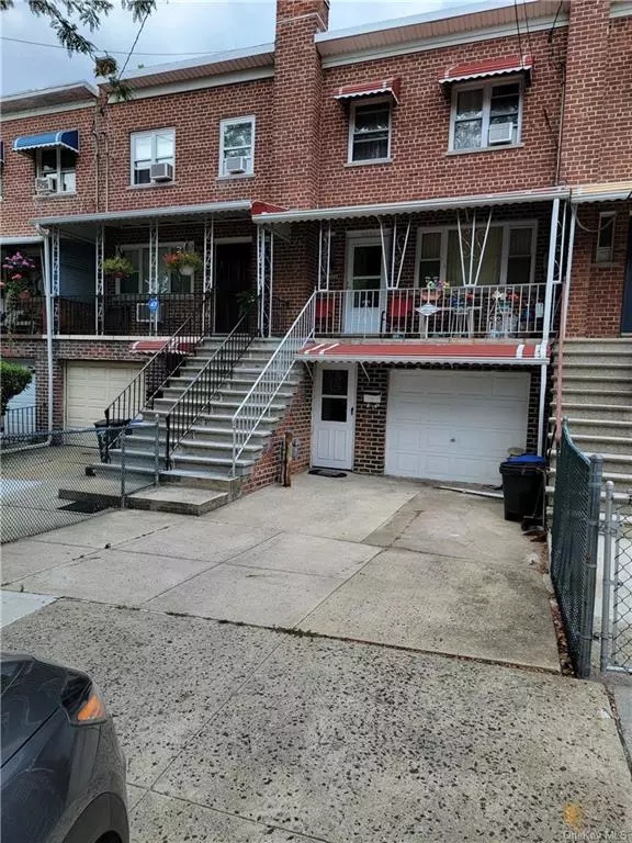 Bronx, NY 10466,4040 Murdock AVE