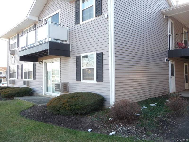 100 Hillside DR #A6, Middletown, NY 10941