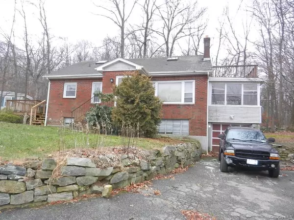 Mahopac, NY 10541,1 Mountain DR