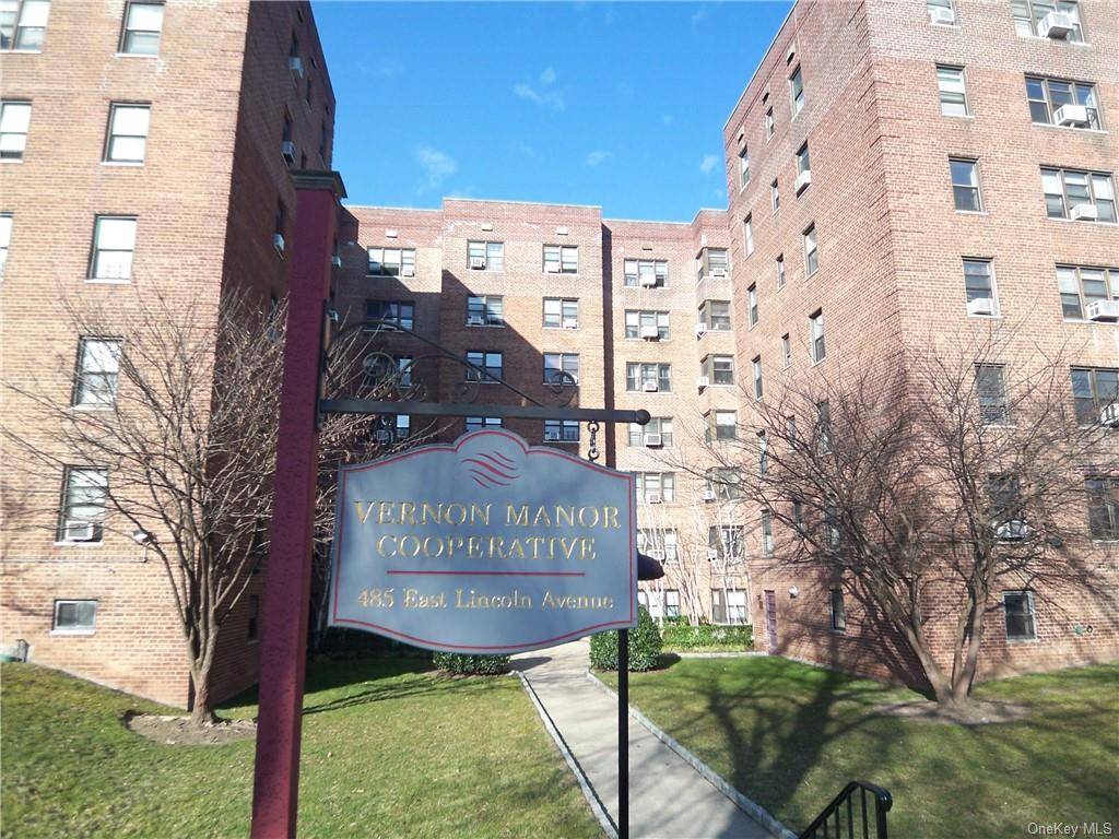 Mount Vernon, NY 10552,485 E Lincoln AVE #204