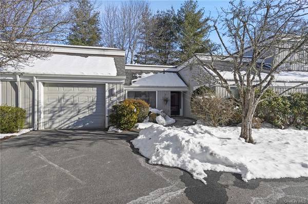 169 Heritage HLS #B, Somers, NY 10589