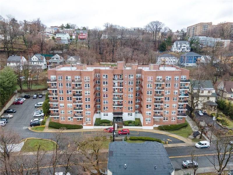 440 Warburton AVE #3D, Yonkers, NY 10701