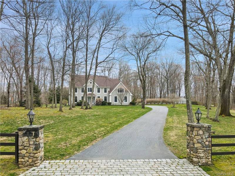 62 Autumn Ridge RD, Pound Ridge, NY 10576