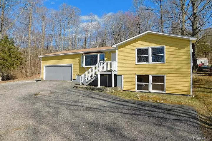 Wingdale, NY 12594,27 Sheldon RD