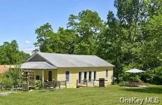 18 Stagecoach LN #THE MAGNOLIA COTTAGE, Amenia, NY 12501