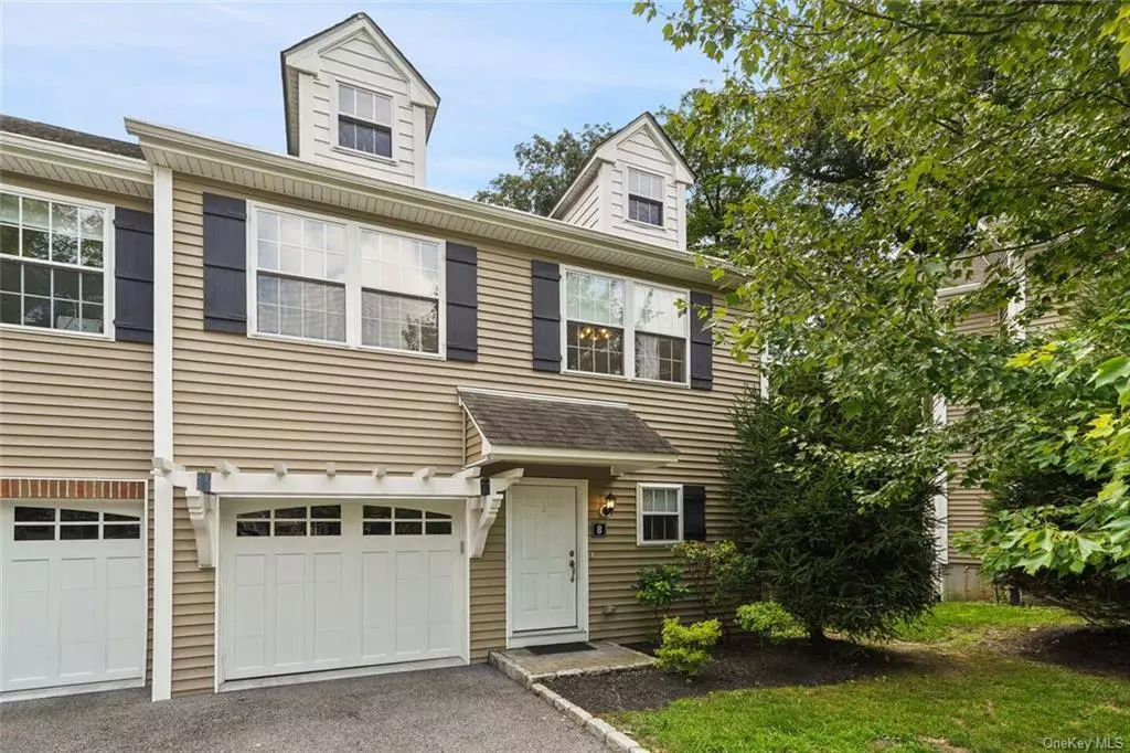 Briarcliff Manor, NY 10510,8 Robert Rinaldi LN