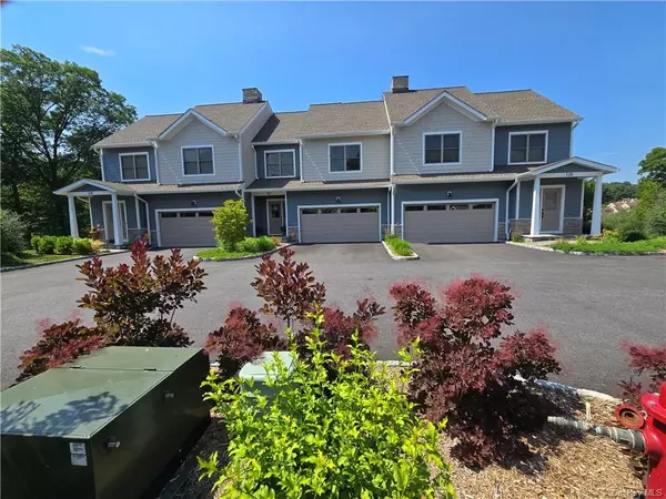 South Salem, NY 10590,319 Overlook CT